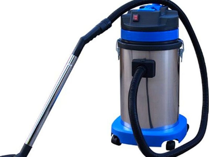 Aspiradora Polvo – Agua 30 Lts