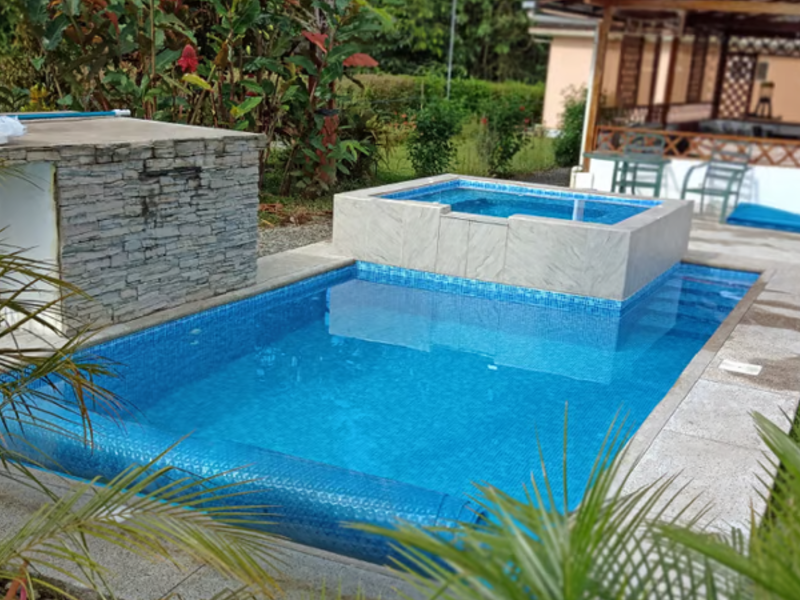 piscina luv Pintana